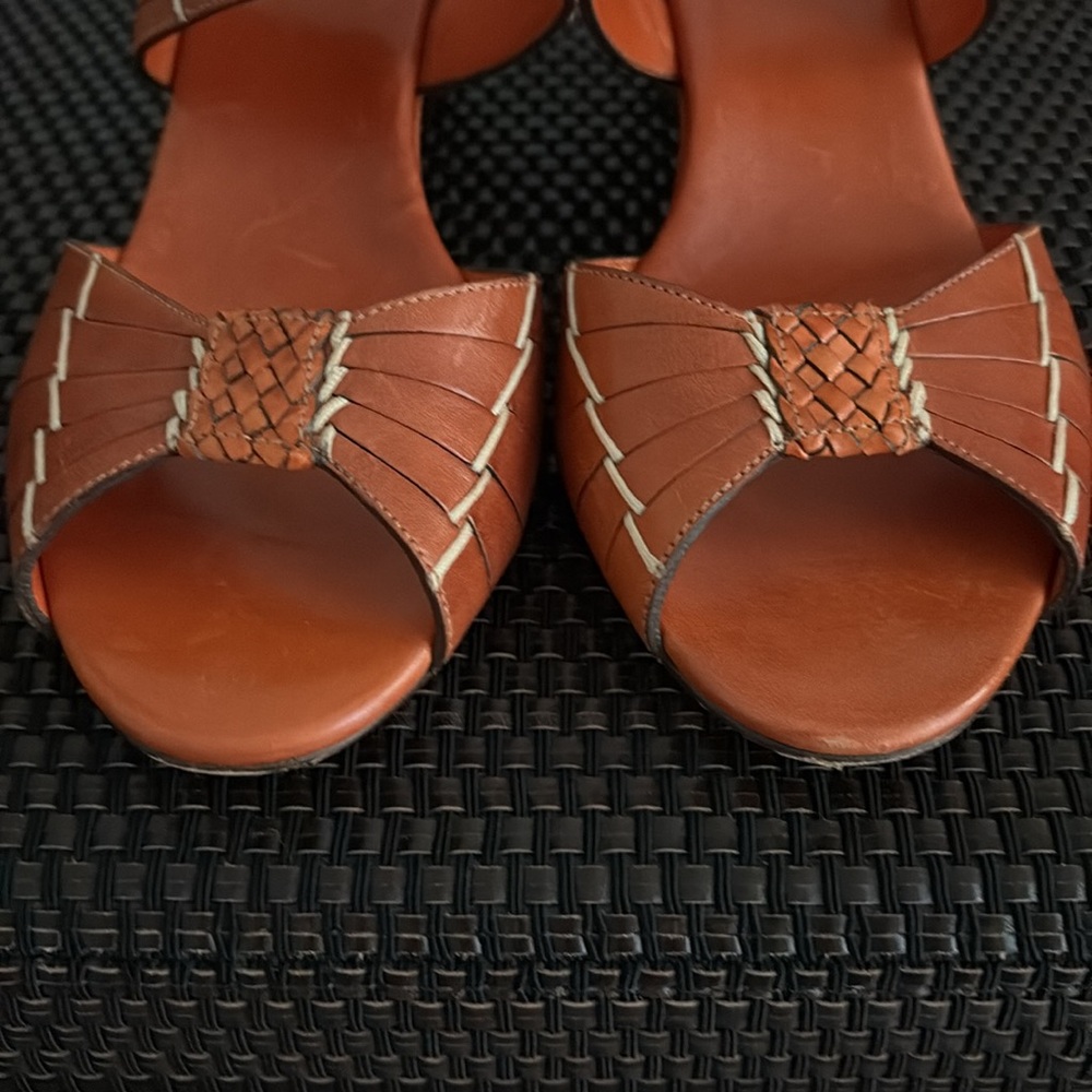 EUC Cole Haan Women's Tan Leather Sandals, Wedge, Sz 8.5 - Picture 12 of 17